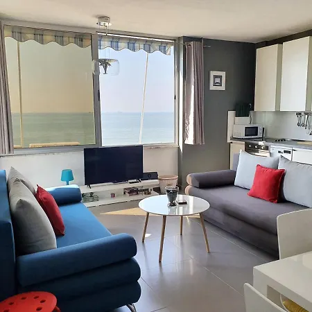 Sea View Nik Δυρράχιο
