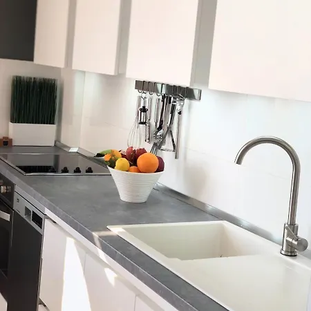 Sea View Nik Appartamento *